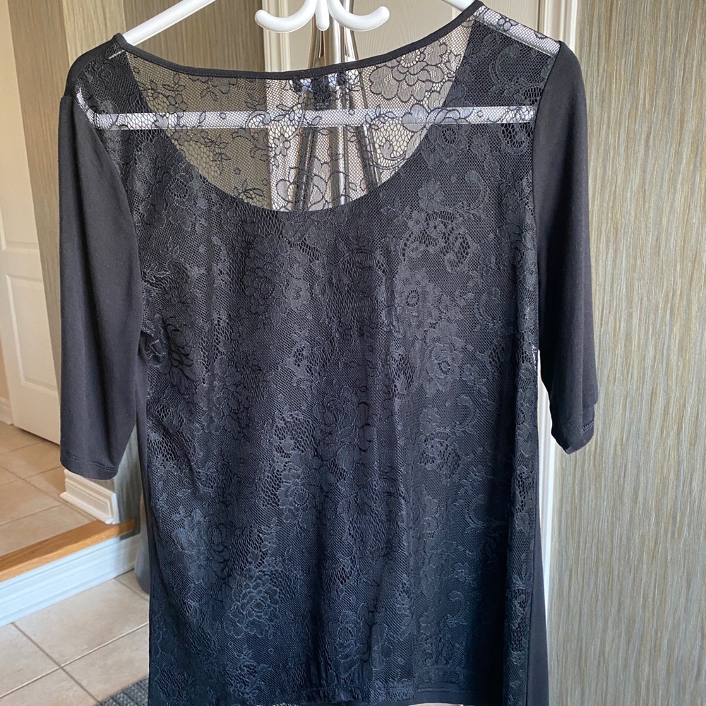 shirt - Picture 2 of 3